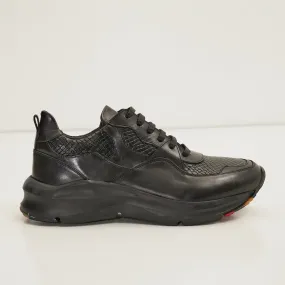 Exaggerated Sole Sneaker - Black